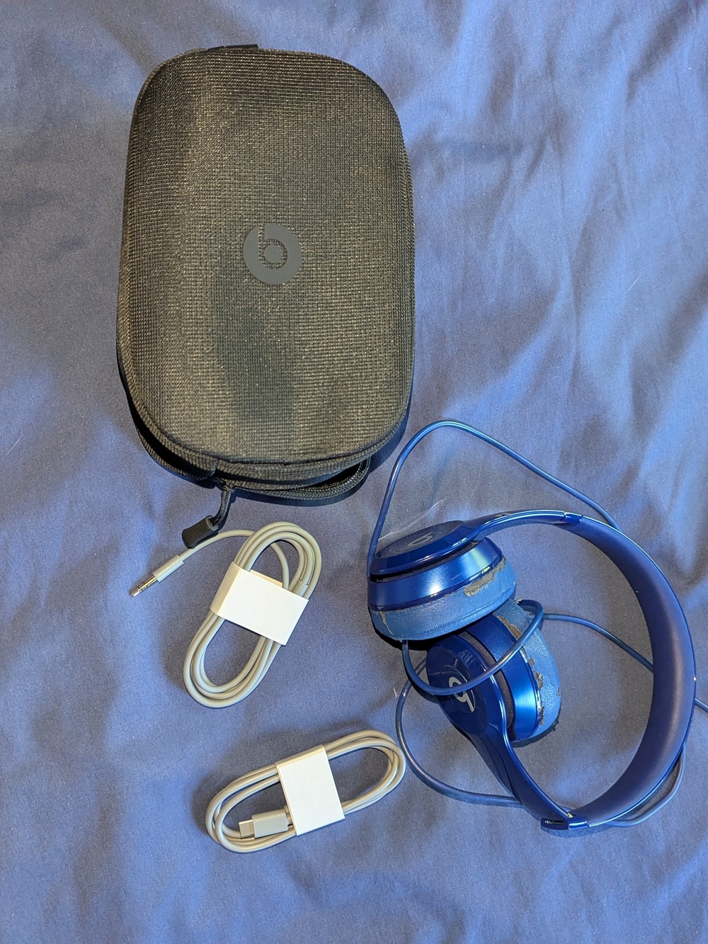 BEATS by Dre Wired On-Ear Headphones in Bright Blue with Black Case